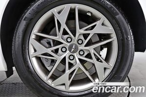 Genesis GV70 2.5T Бензин 2WD 2024 года из Южной Кореи
