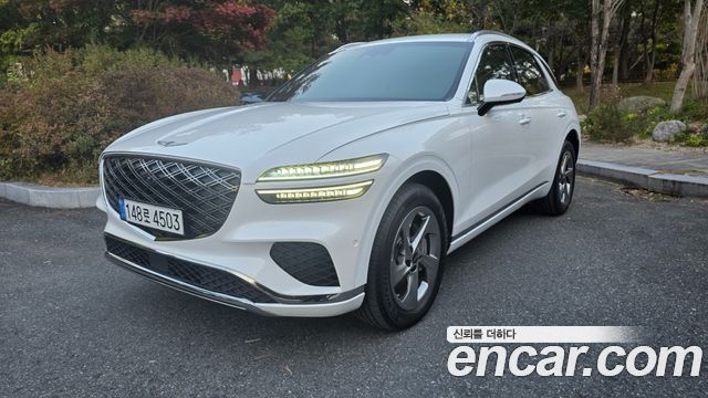 Genesis GV70 2.5T Бензин AWD 2025 года из Кореи