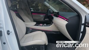 Genesis GV70 2.5T Бензин AWD 2025 года из Южной Кореи