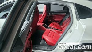 Porsche Panamera 2.9 AWD 2023 года из Южной Кореи
