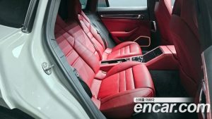 Porsche Panamera 2.9 AWD 2023 года из Южной Кореи