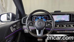 Mercedes-Benz GLS-Class GLS400d 4MATIC 2023 года из Южной Кореи