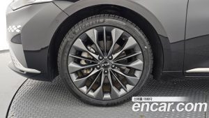 Kia K8 2.5 Бензин 2WD 2024 года из Южной Кореи