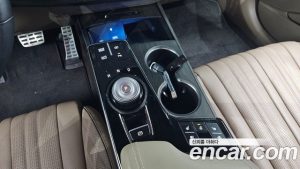 Kia K8 2.5 Бензин 2WD 2024 года из Южной Кореи