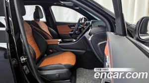 Mercedes-Benz GLC-Class GLC300 4MATIC AMG Line 2023 года из Южной Кореи