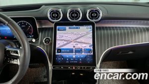 Mercedes-Benz GLC-Class GLC300 4MATIC AMG Line 2023 года из Южной Кореи