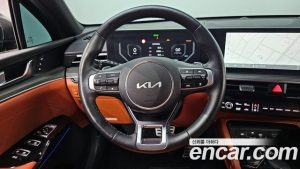 Kia K5 Signature 2024 года из Южной Кореи