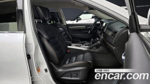Renault-KoreaSamsung QM6 2.0 LPe Premiere 2WD 2023 года из Южной Кореи