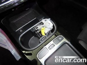 Mercedes-Benz CLA-Class CLA250 4MATIC 2025 года из Южной Кореи