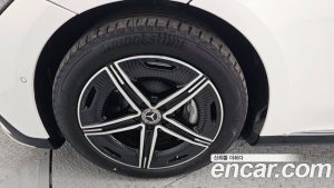 Mercedes-Benz EQE EQE350+ 2024 года из Южной Кореи