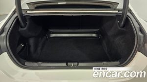 Mercedes-Benz EQE EQE350+ 2024 года из Южной Кореи