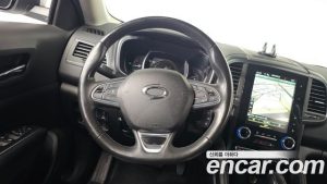Renault-KoreaSamsung QM6 2.0 GDe LE Signature 2WD 2023 года из Южной Кореи
