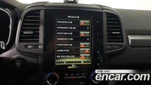 Renault-KoreaSamsung QM6 2.0 GDe LE Signature 2WD 2023 года из Южной Кореи