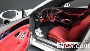 Bentley Continental 4.0 GT Azure 2023 года из Южной Кореи