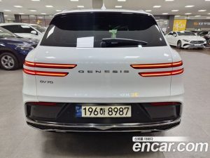 Genesis GV70 2.5T Бензин 2WD 2025 года из Южной Кореи