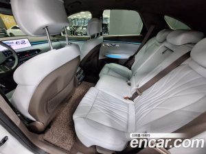 Genesis GV70 2.5T Бензин 2WD 2025 года из Южной Кореи