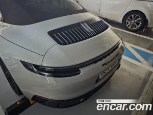 Porsche 911 CARRERA 4 GTS Cabriolet 2023 года из Южной Кореи