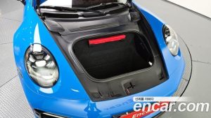 Porsche 911 CARRERA 4 GTS Cabriolet 2023 года из Южной Кореи