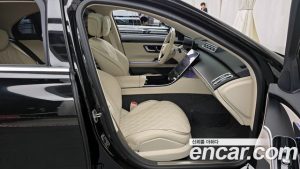 Mercedes-Benz S-Class S450L 4MATIC 2025 года из Южной Кореи