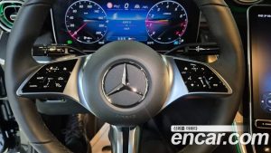 Mercedes-Benz GLC-Class GLC300 4MATIC Avantgarde 2025 года из Южной Кореи