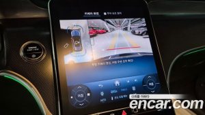 Mercedes-Benz GLC-Class GLC300 4MATIC Avantgarde 2025 года из Южной Кореи