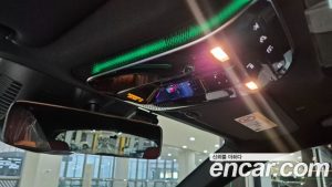 Mercedes-Benz GLC-Class GLC300 4MATIC Avantgarde 2025 года из Южной Кореи