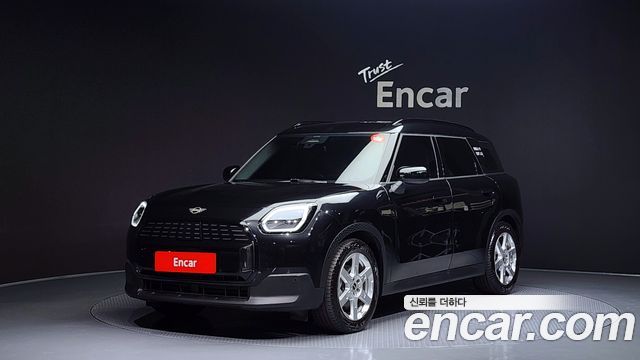 Mini Countryman E CLASSIC 2025 года из Кореи