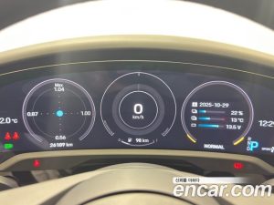 Porsche Taycan Base 2024 года из Южной Кореи