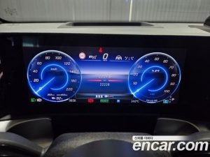 Mercedes-Benz EQB EQB300 4MATIC AMG LINE 2025 года из Южной Кореи