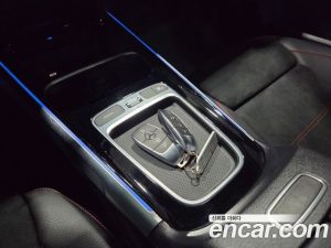 Mercedes-Benz EQB EQB300 4MATIC AMG LINE 2025 года из Южной Кореи