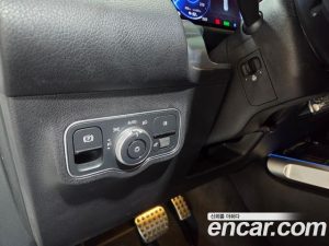Mercedes-Benz EQB EQB300 4MATIC AMG LINE 2025 года из Южной Кореи