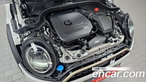 Mini Cooper Favoured 2025 года из Южной Кореи