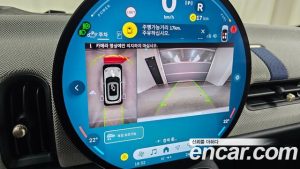 Mini Cooper Favoured 2025 года из Южной Кореи