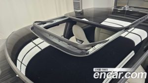 Mini Cooper Favoured 2025 года из Южной Кореи