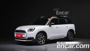 Mini Countryman ALL4 Favoured 2024 года из Южной Кореи