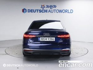 Audi A4 40 TDI 4WD Premium 2023 года из Южной Кореи