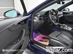 Audi A4 40 TDI 4WD Premium 2023 года из Южной Кореи