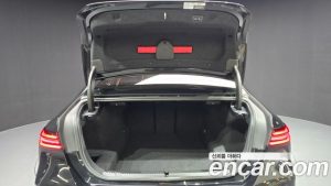 BMW 5-Series 523d 2024 года из Южной Кореи