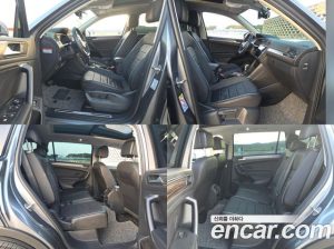 Volkswagen Tiguan 2.0 TSI Prestige 2023 года из Южной Кореи