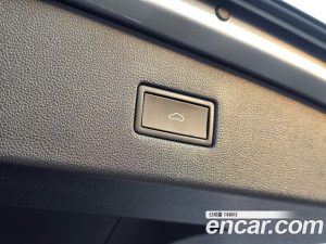 Volkswagen Tiguan 2.0 TSI Prestige 2023 года из Южной Кореи