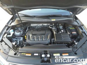 Volkswagen Tiguan 2.0 TSI Prestige 2023 года из Южной Кореи