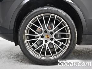 Porsche Cayenne 3.0 Coupe 2023 года из Южной Кореи