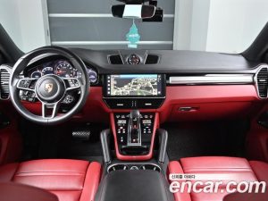 Porsche Cayenne 3.0 Coupe 2023 года из Южной Кореи