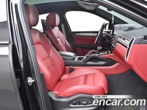 Porsche Cayenne 3.0 Coupe 2023 года из Южной Кореи