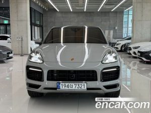 Porsche Cayenne 3.0 Coupe 2023 года из Южной Кореи