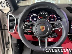 Porsche Cayenne 3.0 Coupe 2023 года из Южной Кореи