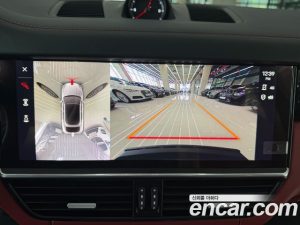 Porsche Cayenne 3.0 Coupe 2023 года из Южной Кореи