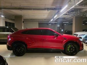 Lamborghini Urus 4.0 V8 2022 года из Южной Кореи