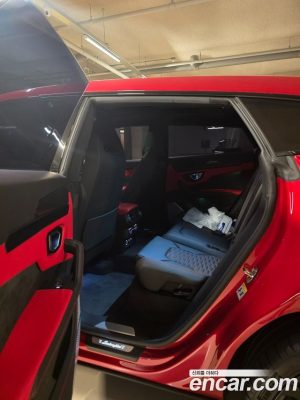 Lamborghini Urus 4.0 V8 2022 года из Южной Кореи