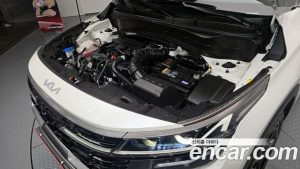 Kia Seltos Бензин 1.6 Turbo 4WD 2024 года из Южной Кореи